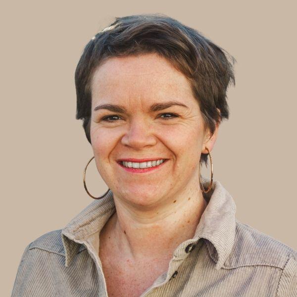 Léa LENTÉ
